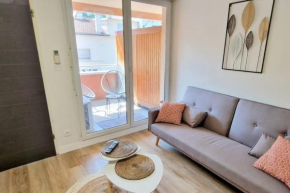 Lourde center Apartment 3 bed with Parking